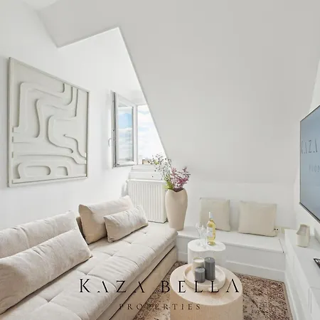 Apartment 8 Beautilful Flat View Eiffel Tower *