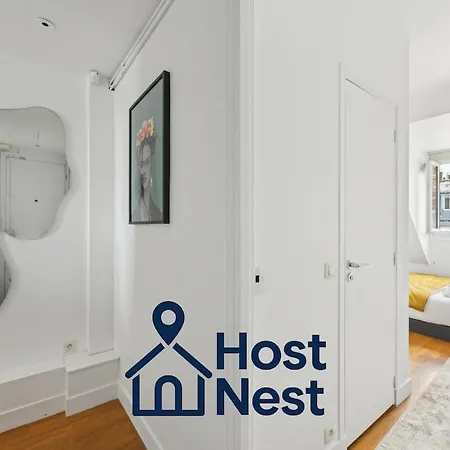 דירה Charming Eiffel Tower View Nest In 8th