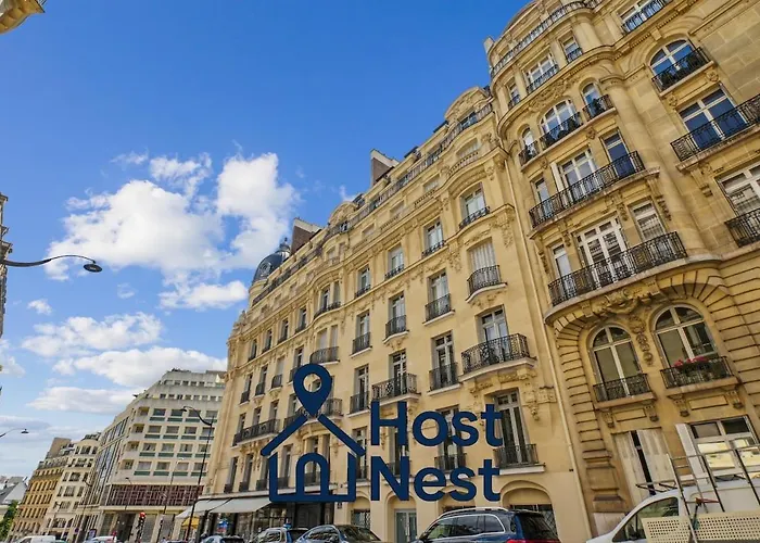 דירה Charming Eiffel Tower View Nest In 8th פריז